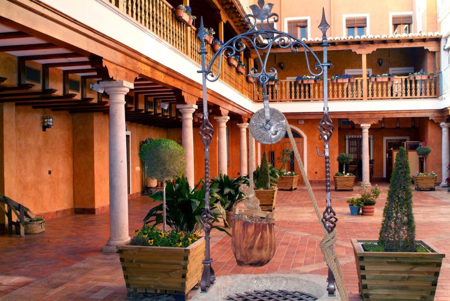 Hotel Menano Manzanares Zewnętrze zdjęcie
